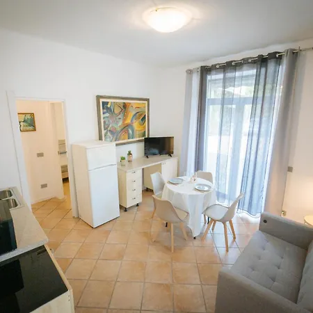 Vista Sul Castello Appartement *